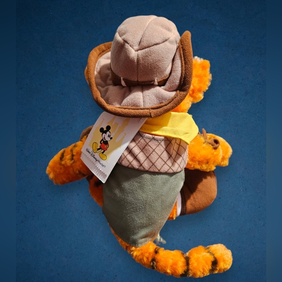 Tiger from winnie the pooh plush/staffed animal from Walt Disney World - Picture 5 of 7